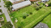 Stavební pozemek 1097 m2, Bystřice nad Pernštejnem - klidná lokalita s výbornou dostupností, cena cena v RK, nabízí 